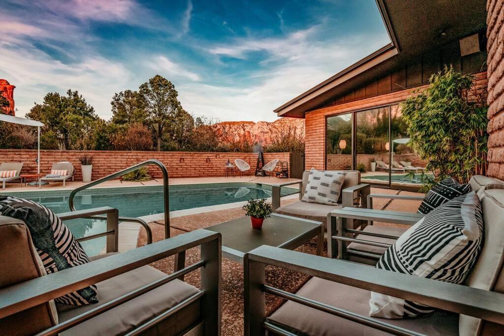 Jacuzzi, Walk To Trails, Stunning Views, Mid-century Modern,pool * Sedona